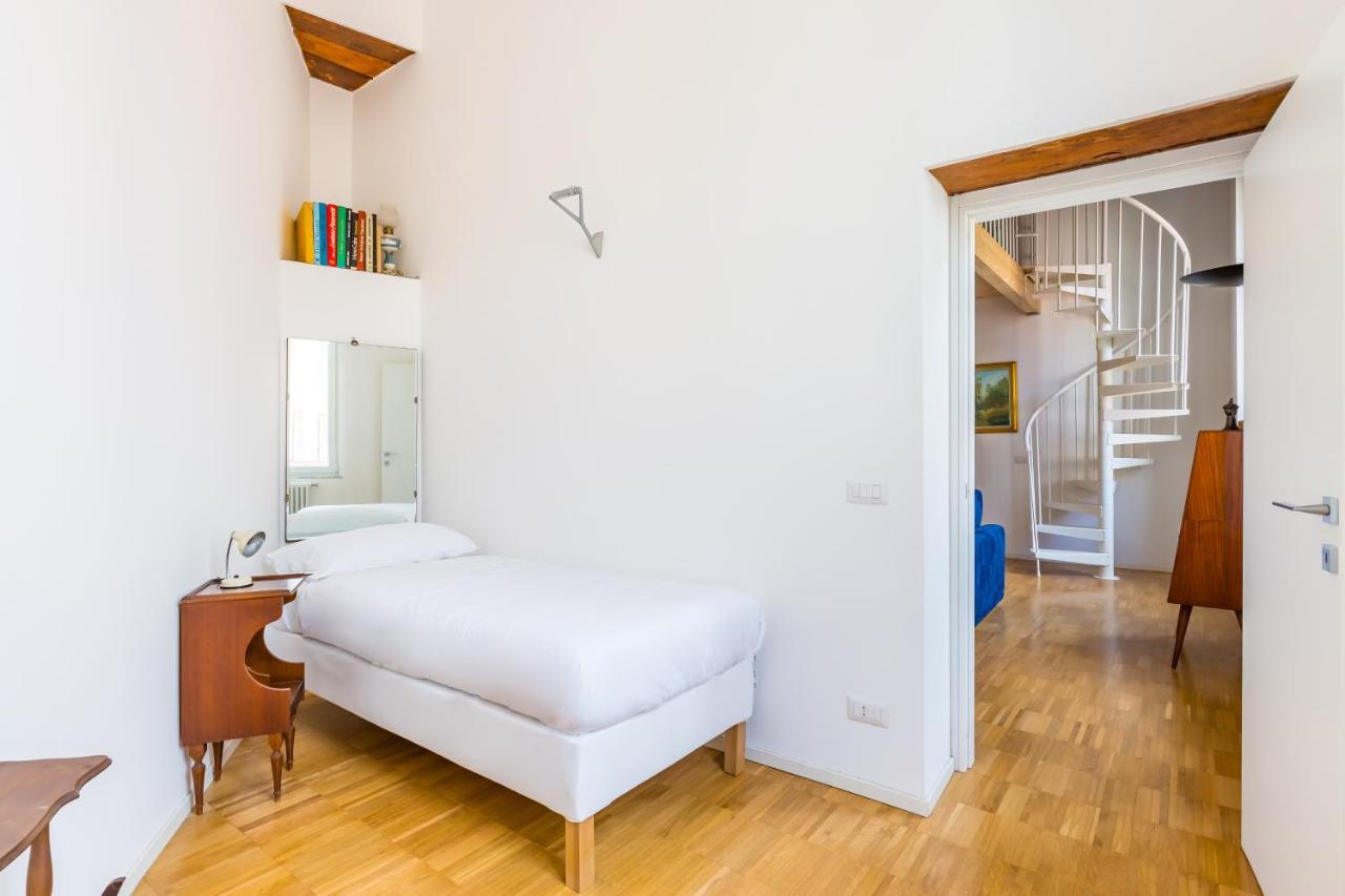 Nova Stylish House In Center By Napoliapartments Exteriér fotografie